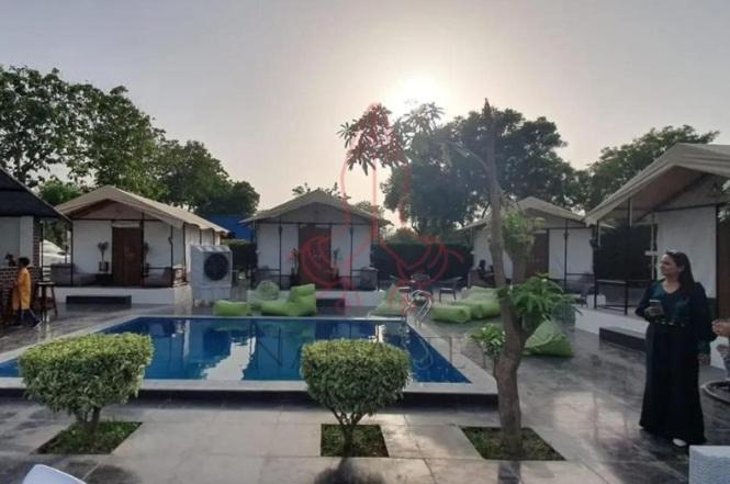 Luxury Farmhouse In Chhatarpur With Pool Neu-Delhi Exterior foto